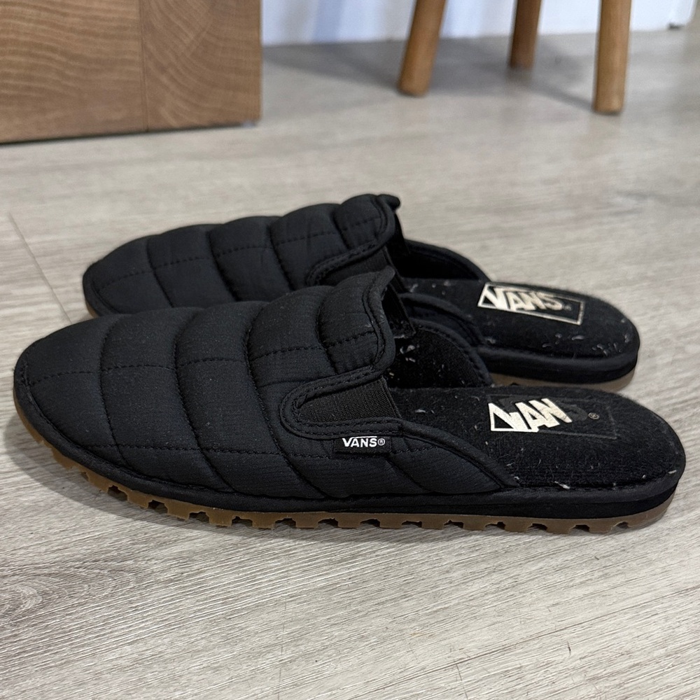 Vans Black Quilted Slip-On Shoes - Picture 2 of 7